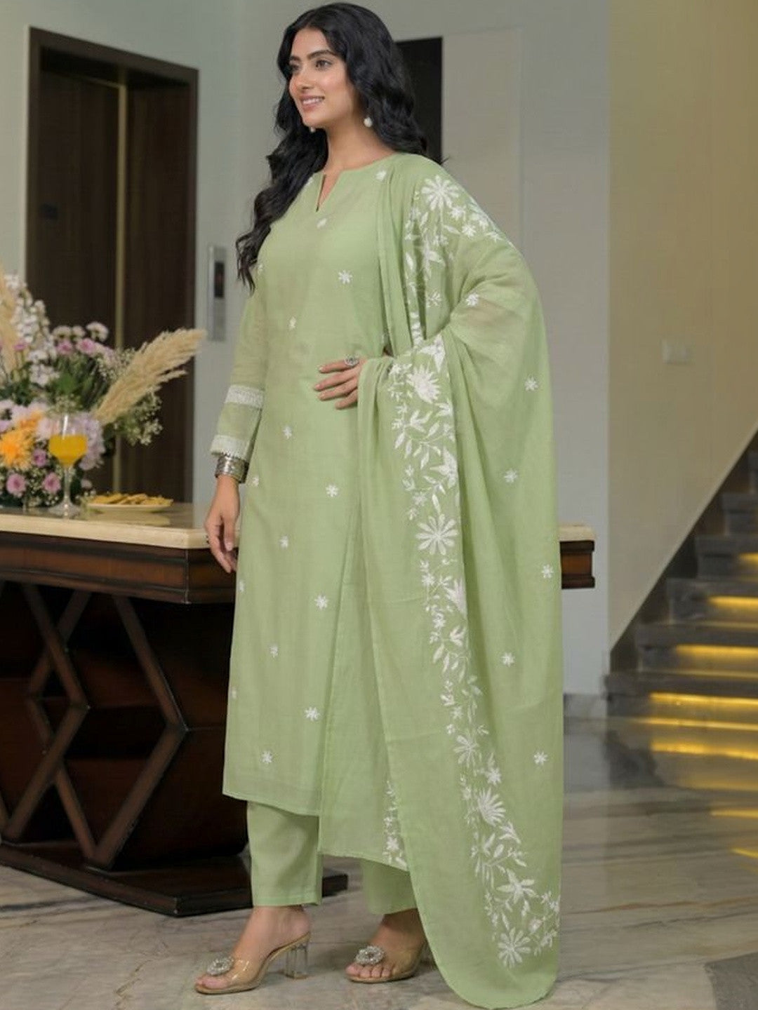 Women Floral Embroidered Regular Thread Work Chanderi Cotton Kurta with Trousers & With Dupatta
