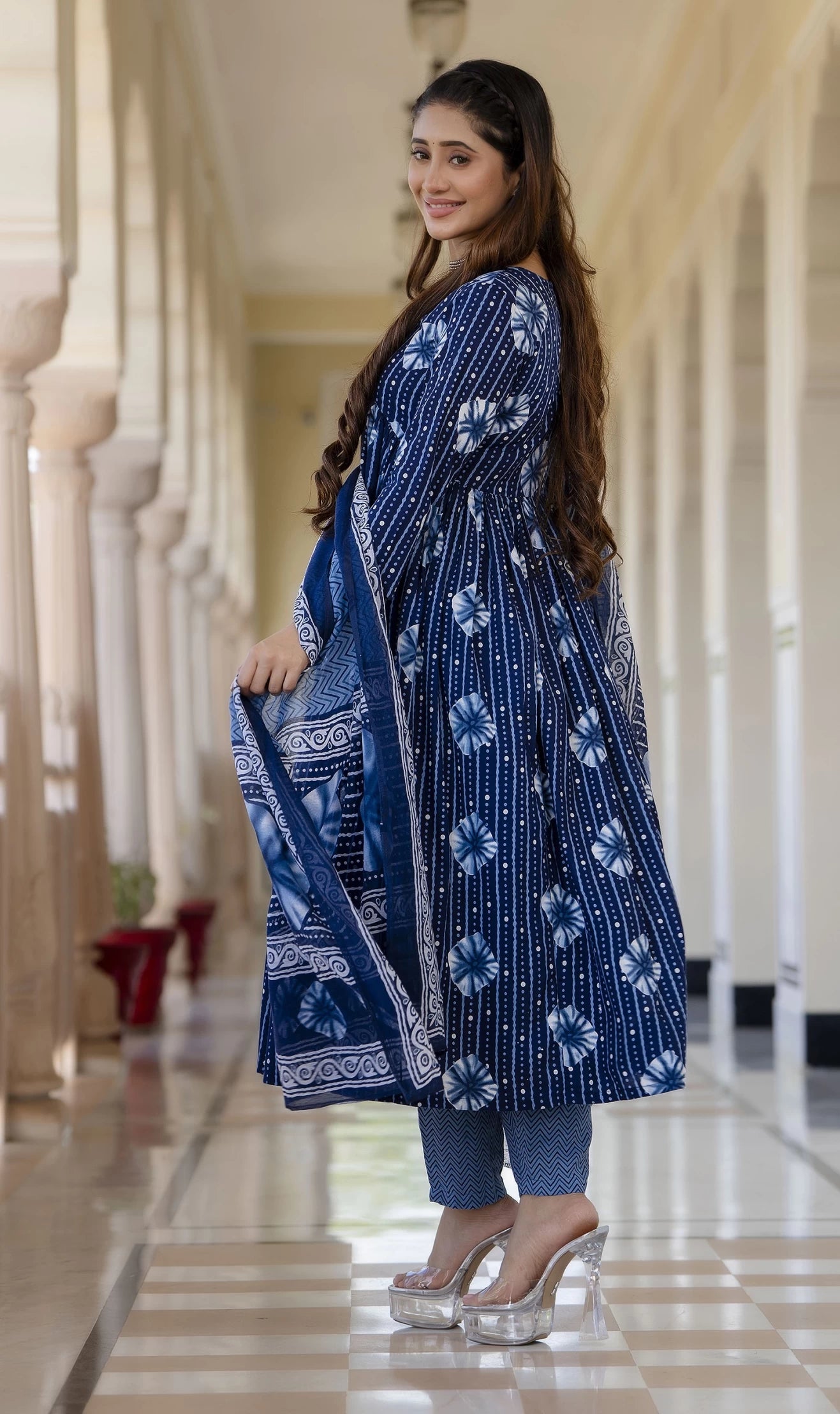 Women Viscose Rayon Kurta Pant Dupatta Set