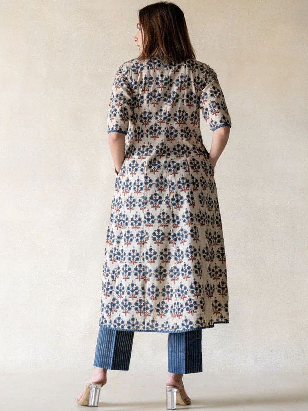 Women Ethnic Motifs Printed Regular Kurta with Trousers - Amy's Cart
