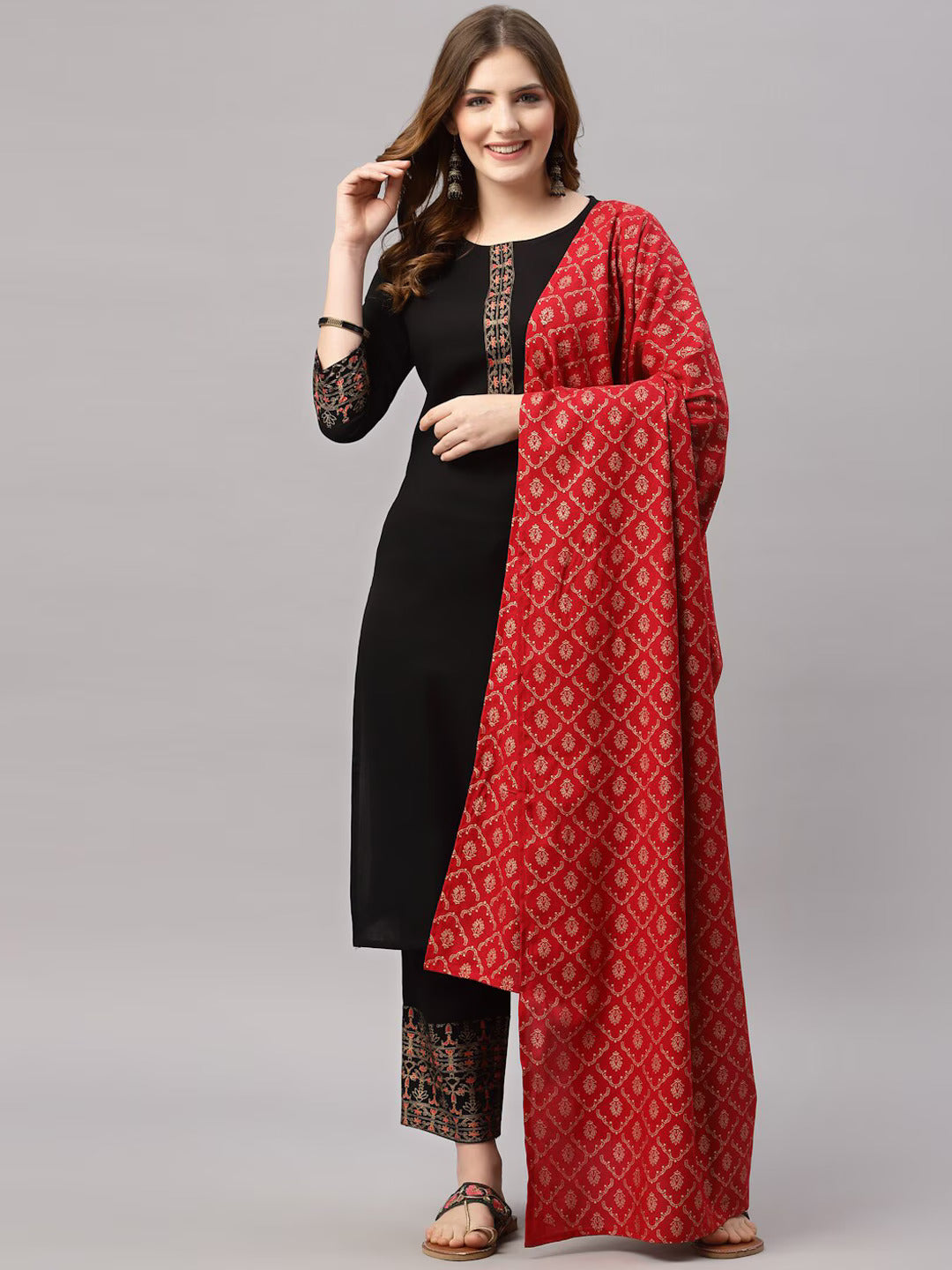 Women Black Kurta with Trousers & With Dupatta