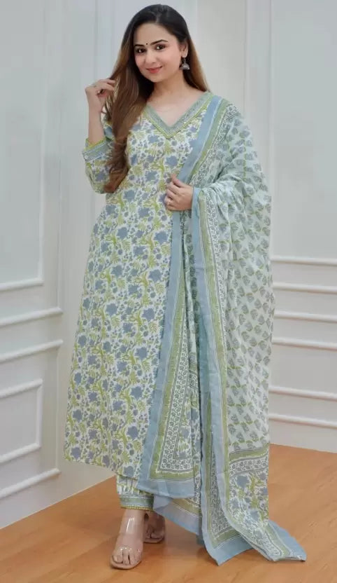 Women Floral Viscose Rayon Kurta Pant Set