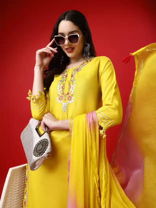 Women Yellow Cotton Blend Kurta Pant Set