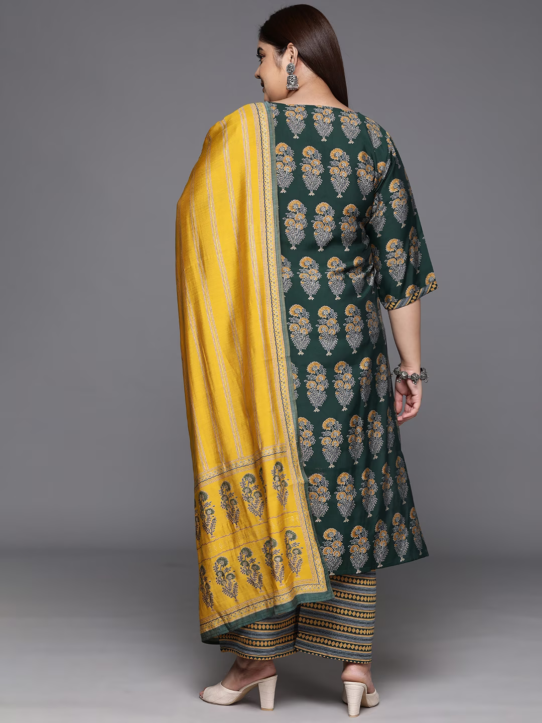 Women Floral Printed Regular Kurta with Palazzos & With Dupatta