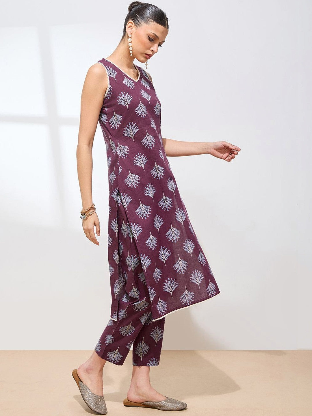 Women Ethnic Motifs Printed Regular Pure Cotton Kurta with Trousers