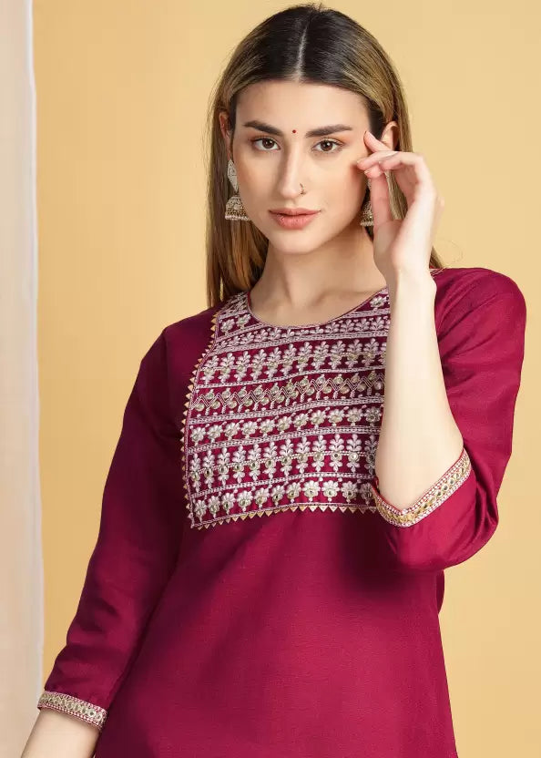 Women Maroon Cotton Blend Kurta Pant Set