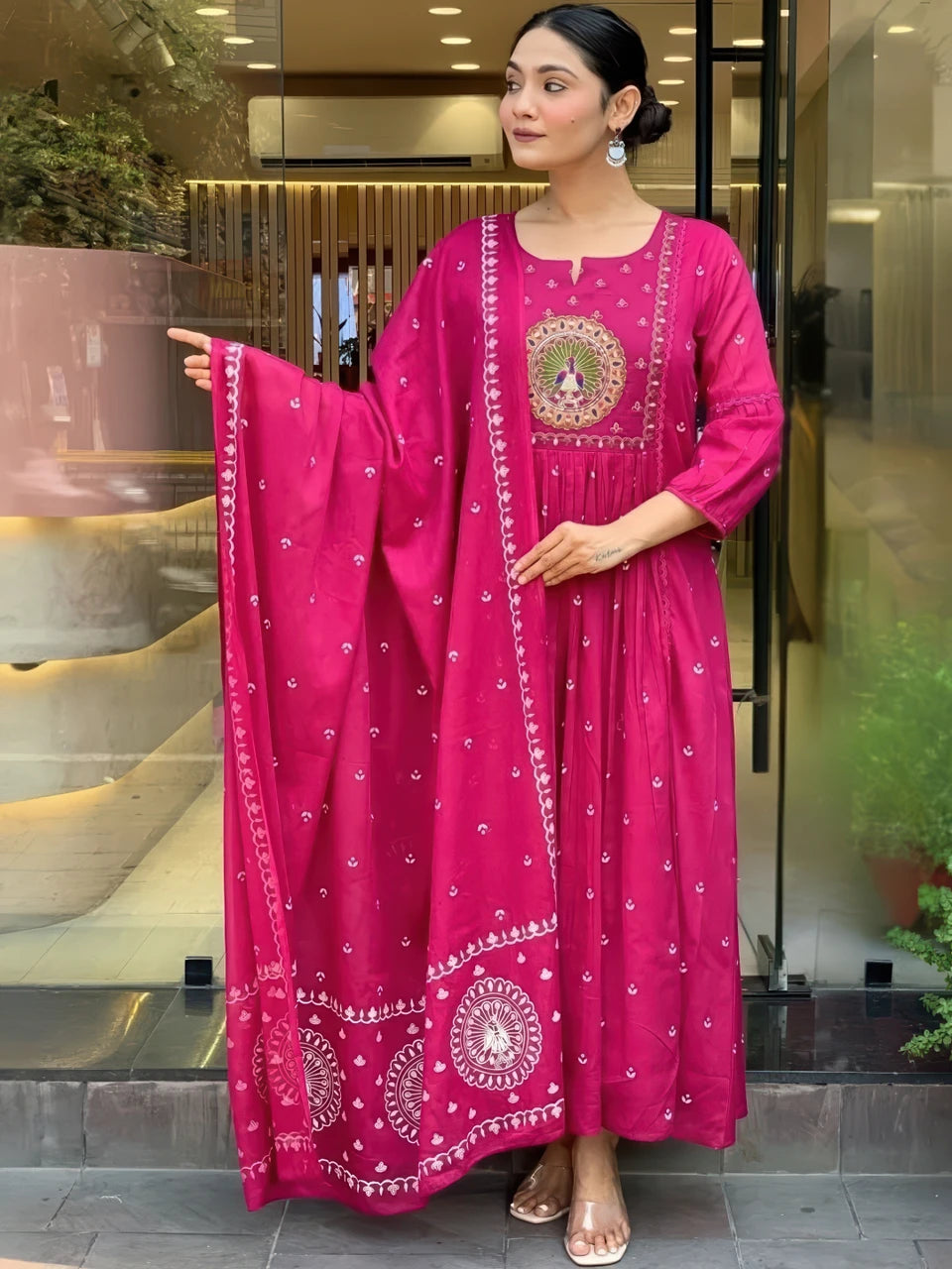 Women Viscose Rayon Kurta Pant Dupatta Set