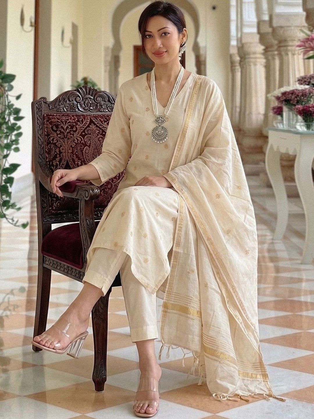 Women Printed Regular Kurta with Trousers & With Dupatta