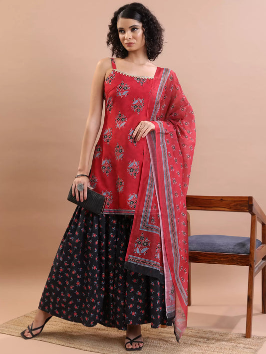 Women Cotton Blend Ethnic Top Sharara Dupatta Set