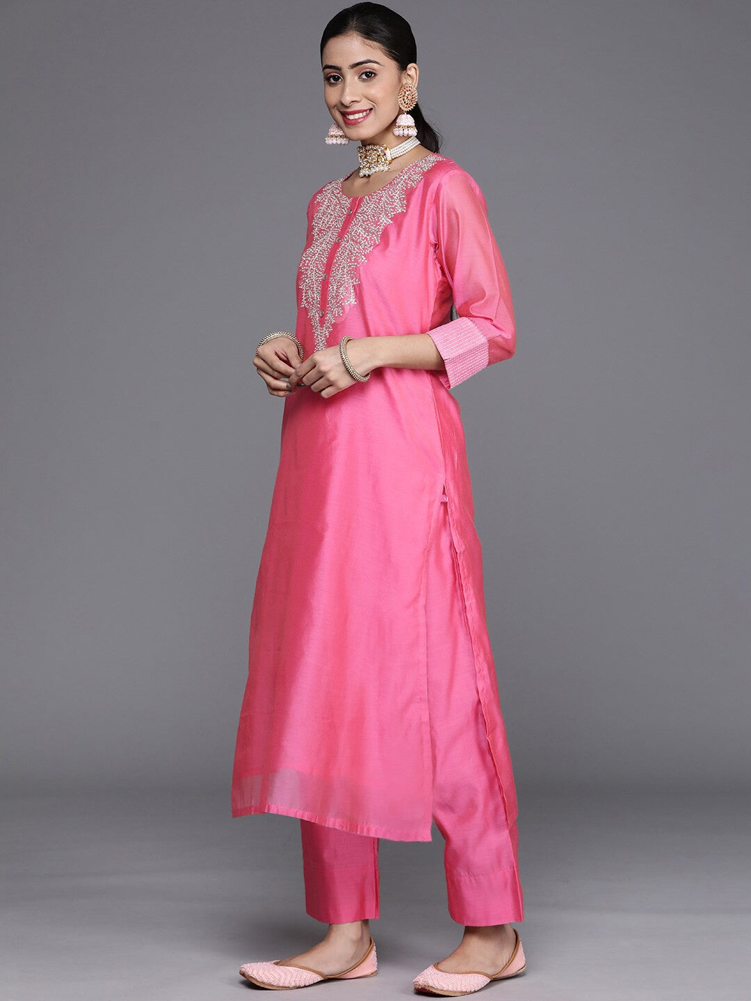 Floral Yoke Design Straight Sequinned Chanderi Silk Kurta With Trousers & Dupatta