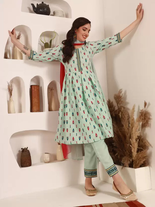 Women Green Cotton Blend Kurta Pant Dupatta Set