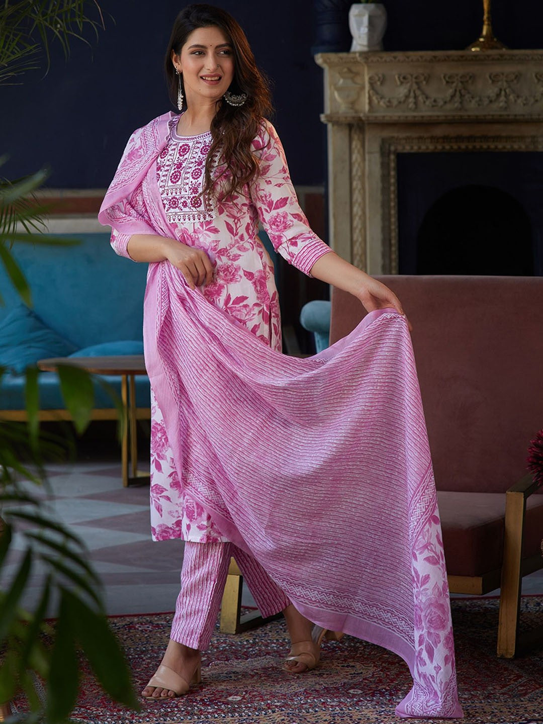 Women Ethnic Motifs Printed Regular Thread Work Kurta with Trousers & With Dupatta