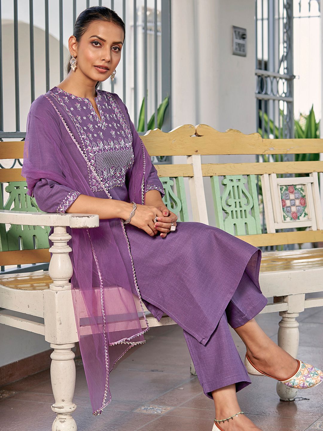 Floral Yoke Design Notch Neck Thread Work Straight Kurta With Trousers & Dupatta