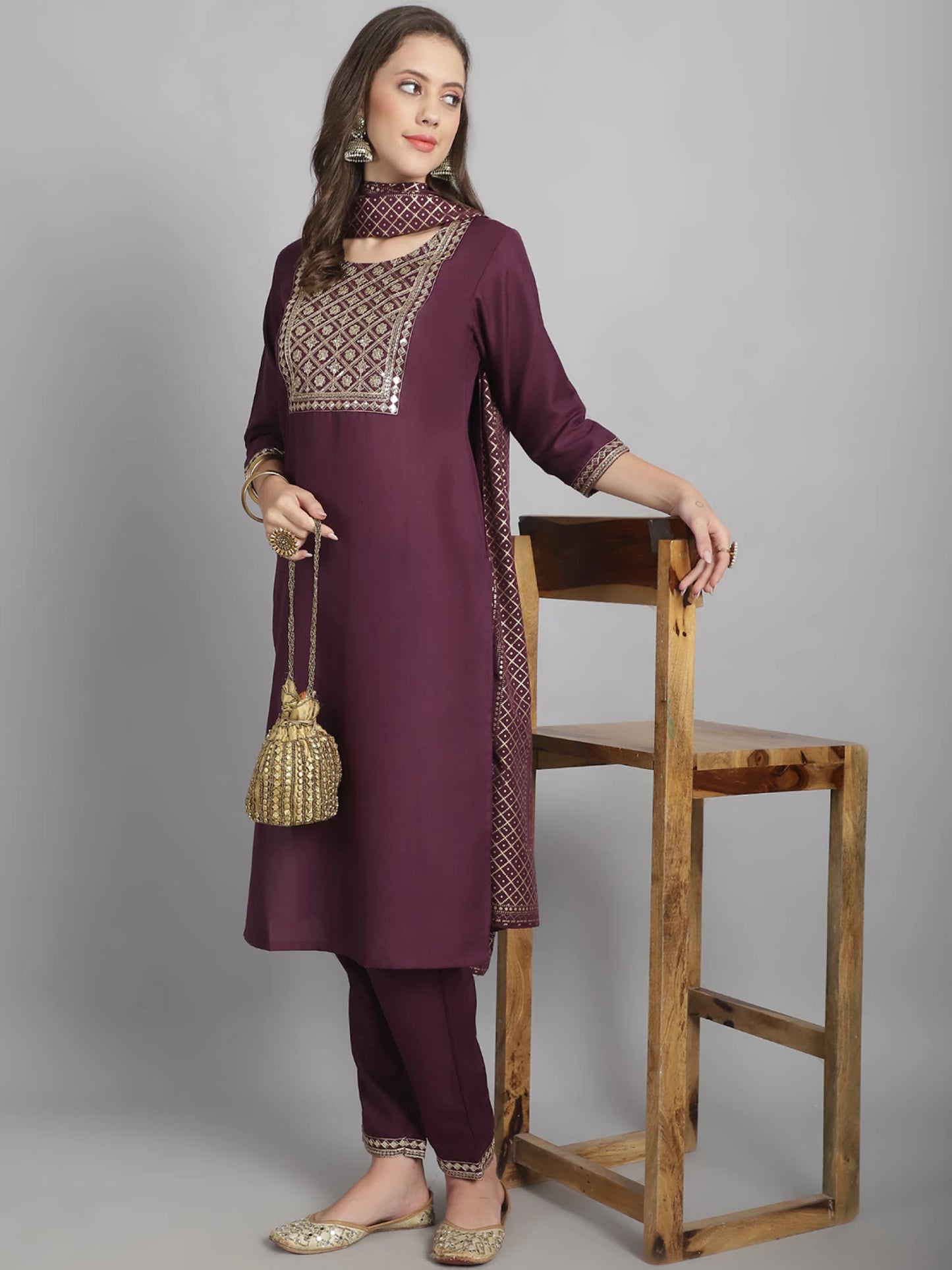 Women Cotton Blend Kurta Pant Dupatta Set