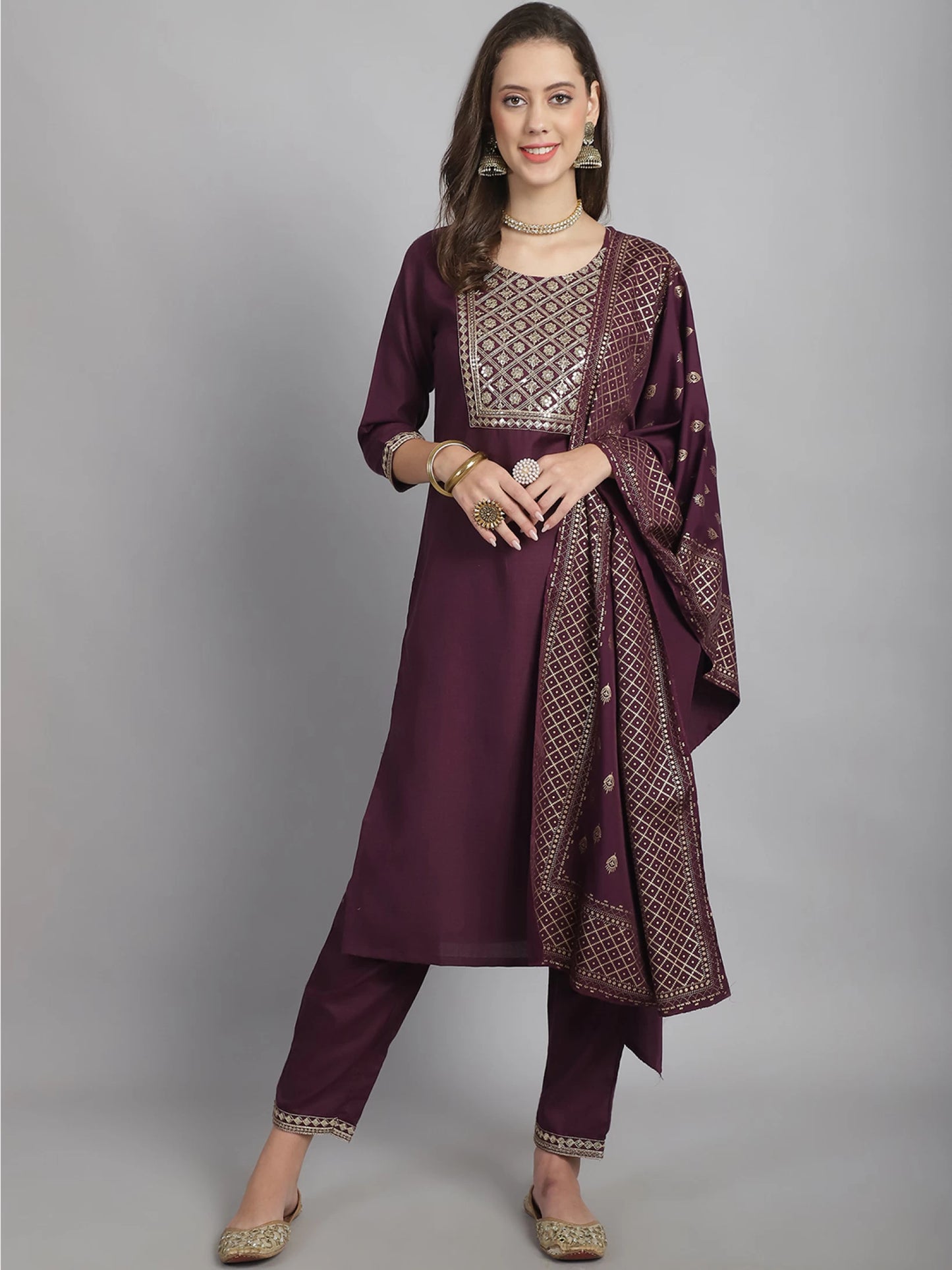 Women Cotton Blend Kurta Pant Dupatta Set