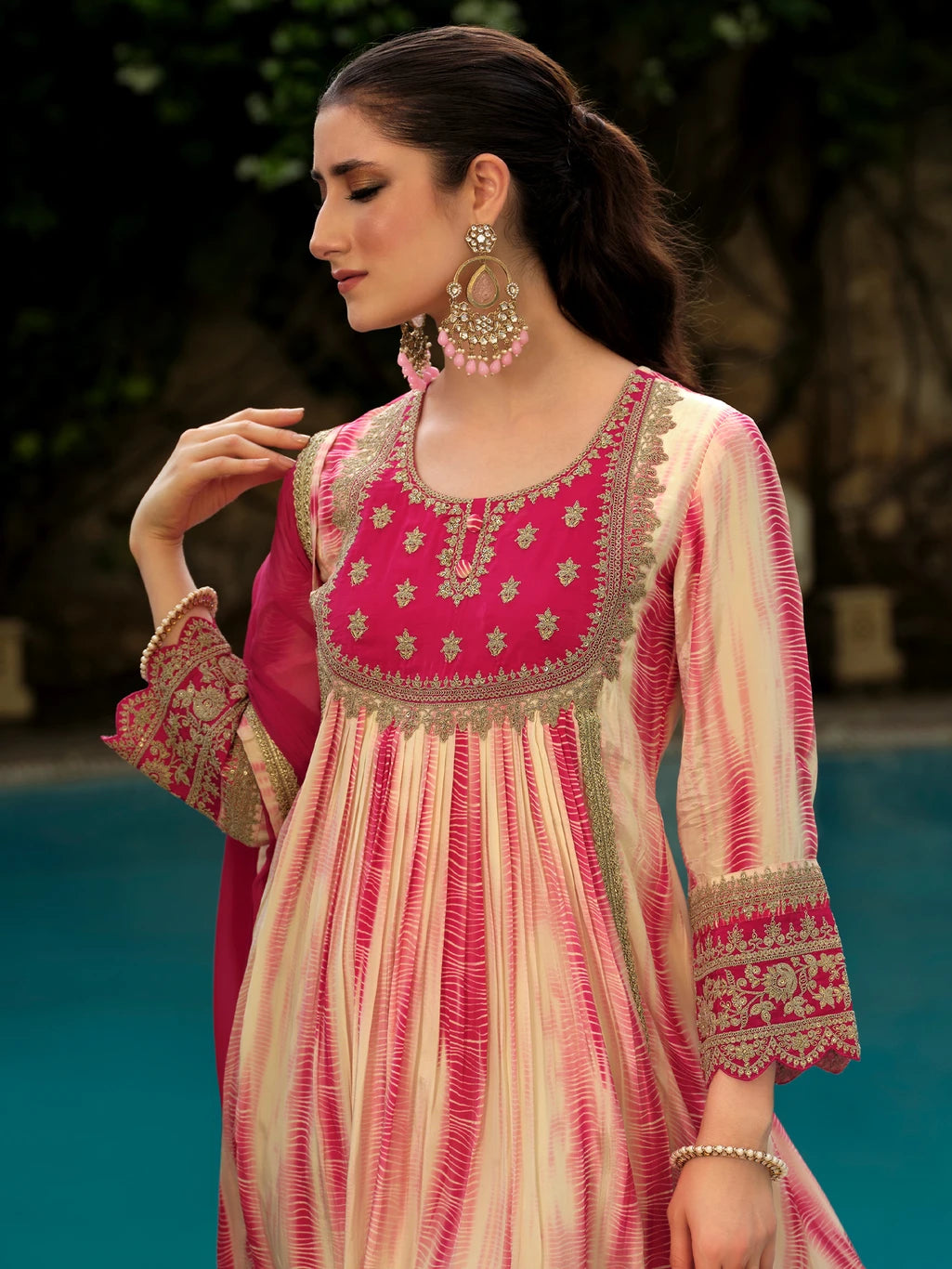 Women Silk Blend Kurta Pant Dupatta Set