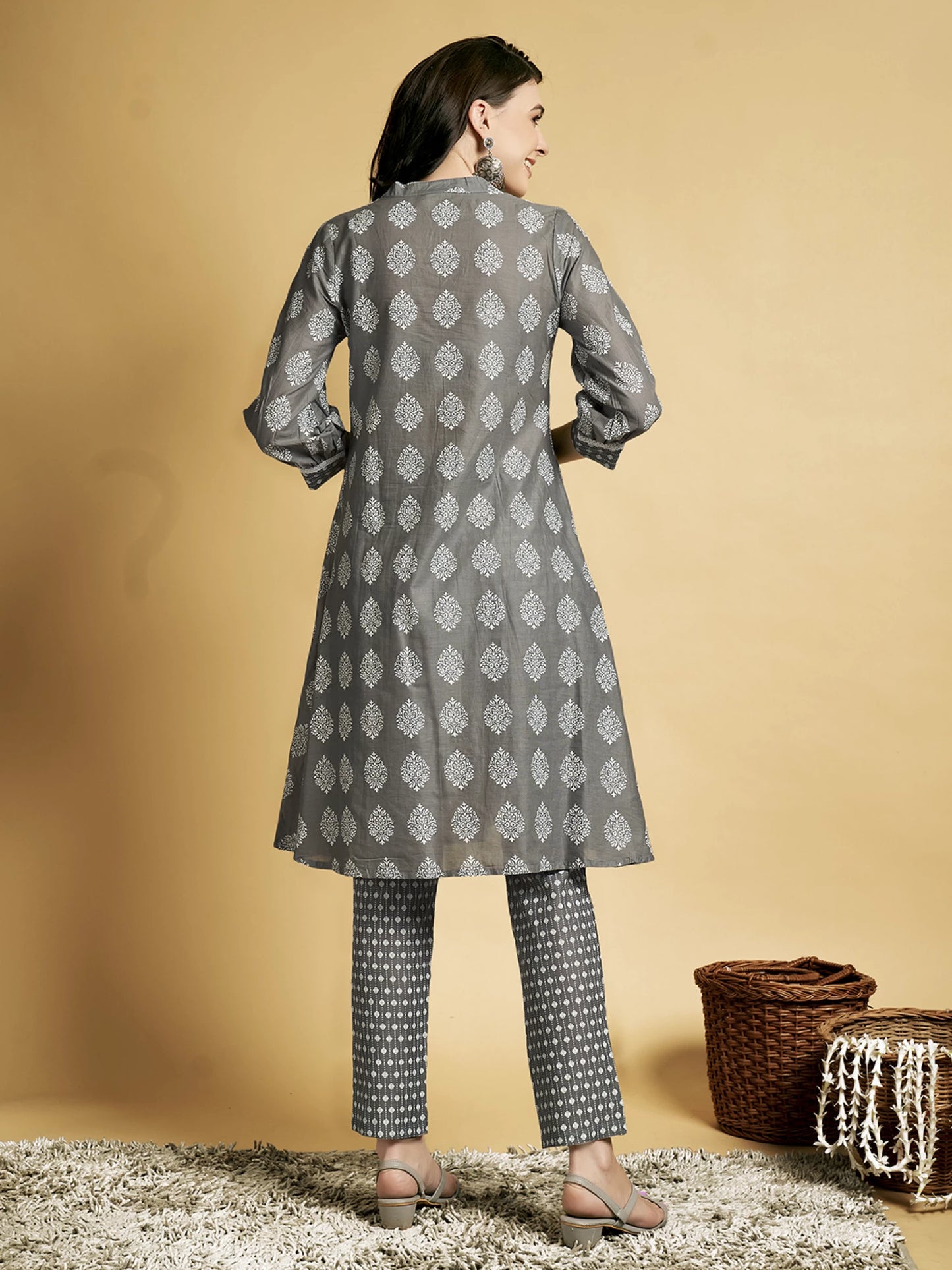 Women Pure Cotton Kurta Pant Set