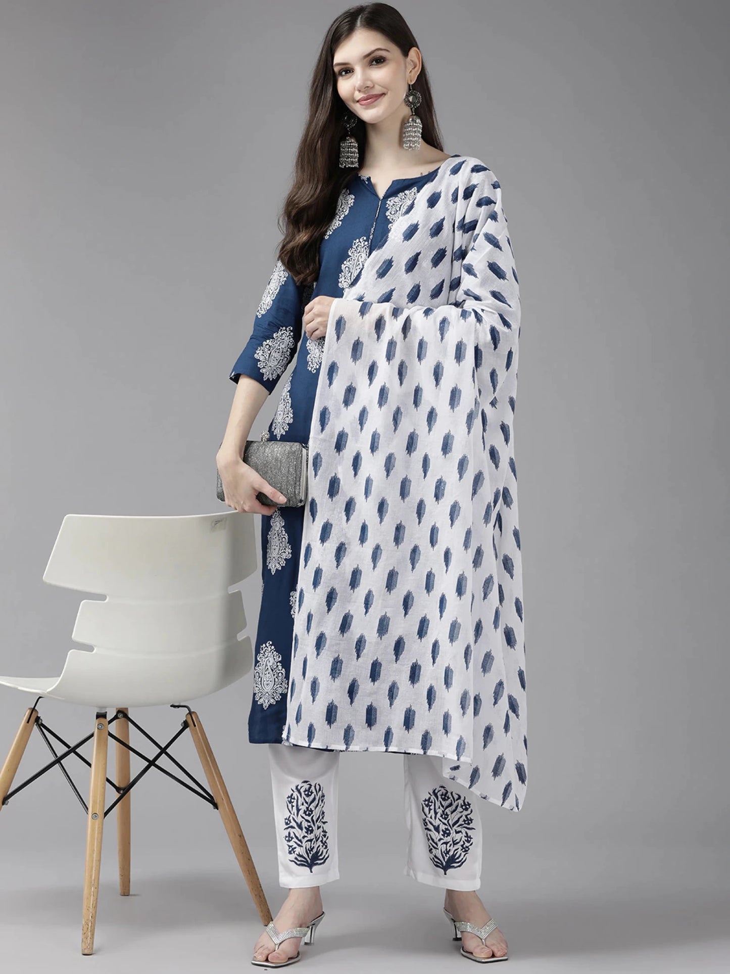 Women Viscose Rayon Kurta Pant Dupatta Set