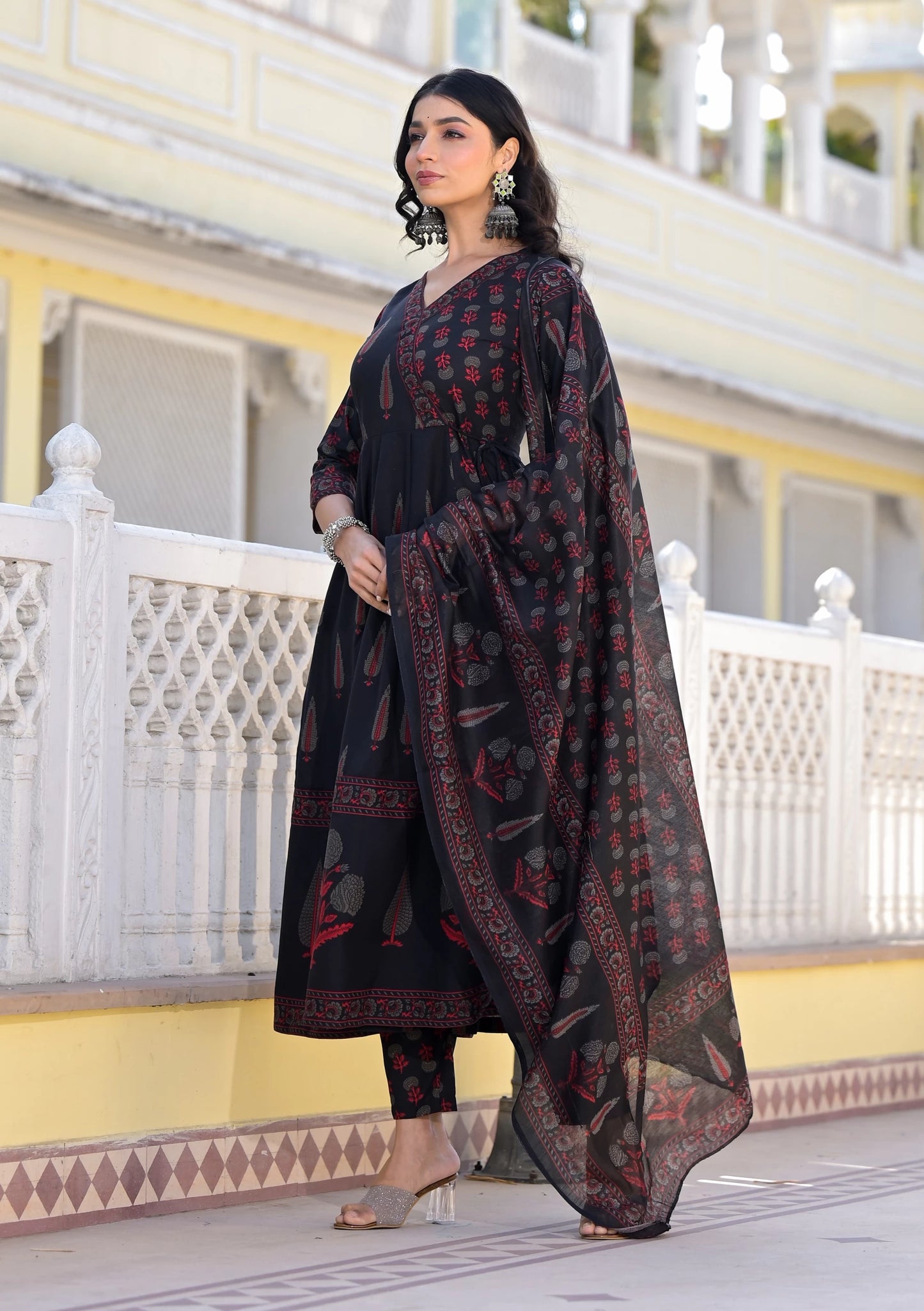 Women Viscose Rayon Kurta Pant Dupatta Set