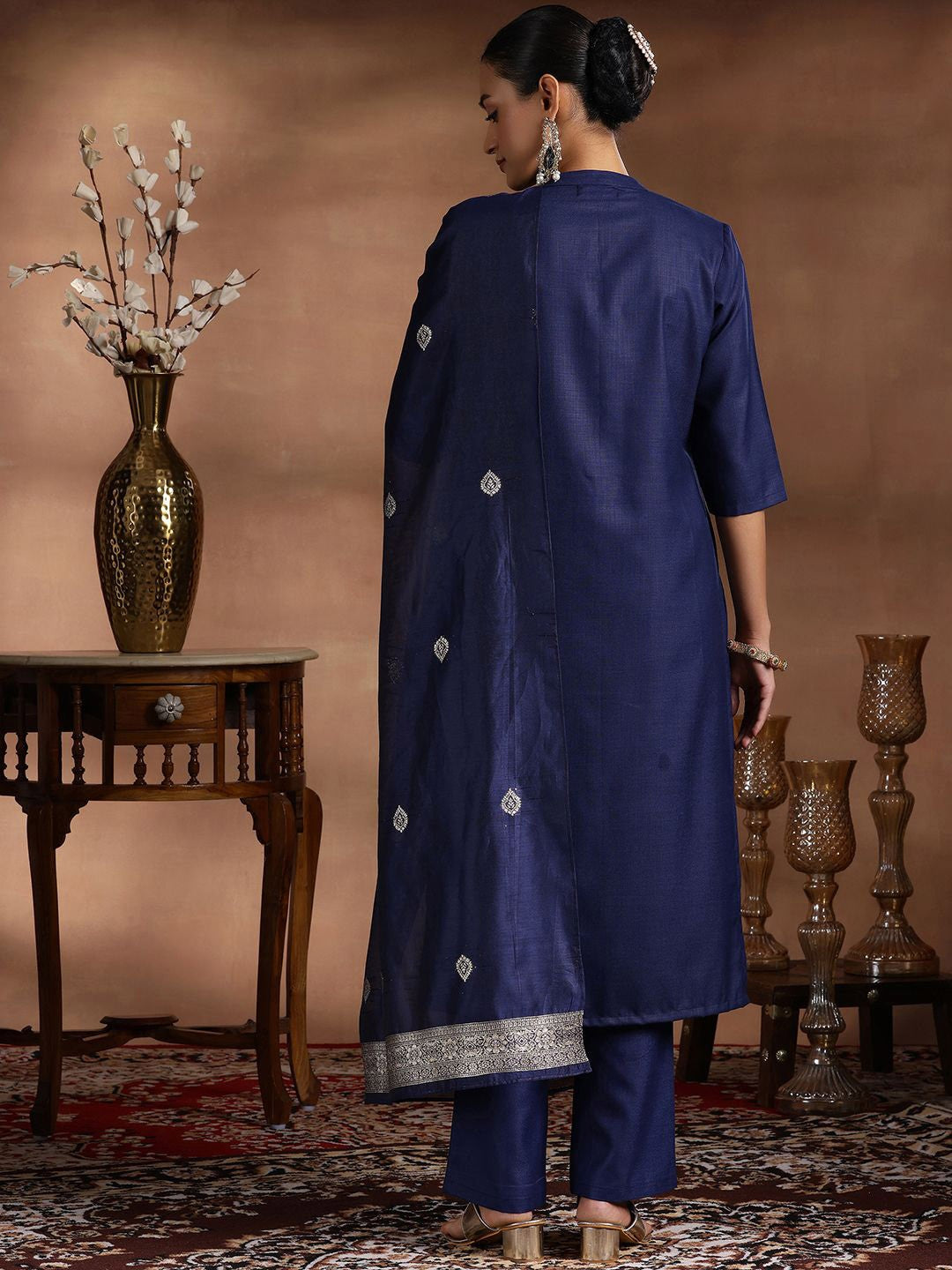 Mandarin Collar Pleated Straight Kurta with Trousers & Dupatta