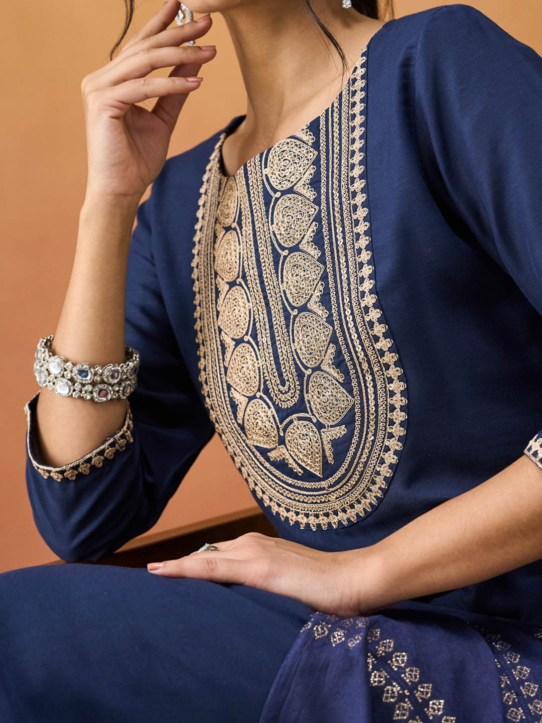 Women Ethnic Motifs Embroidered Regular Thread Work Kurta with Trousers & With Dupatta