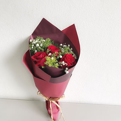 3 Stalks of Roses With Small Stalks | Amy's Cart Singapore
