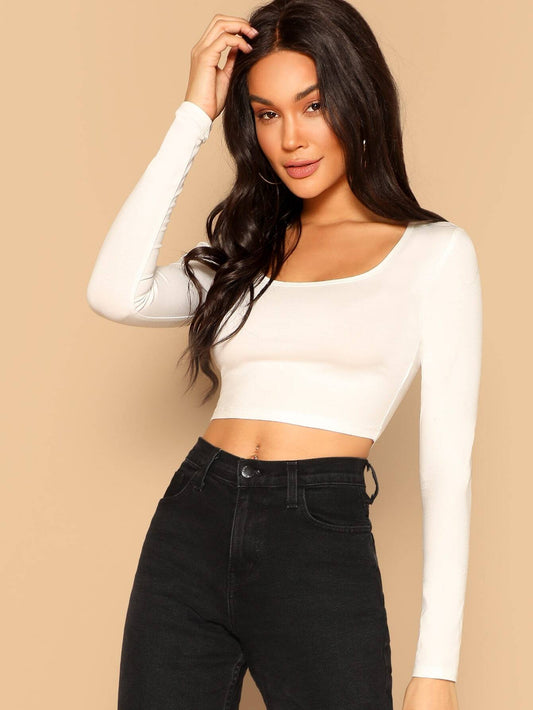 Solid Scoop Neck Fitted Crop Top