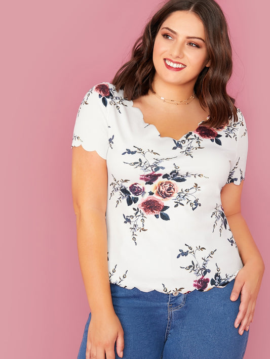 Plus Floral Print Scallop Trim Top