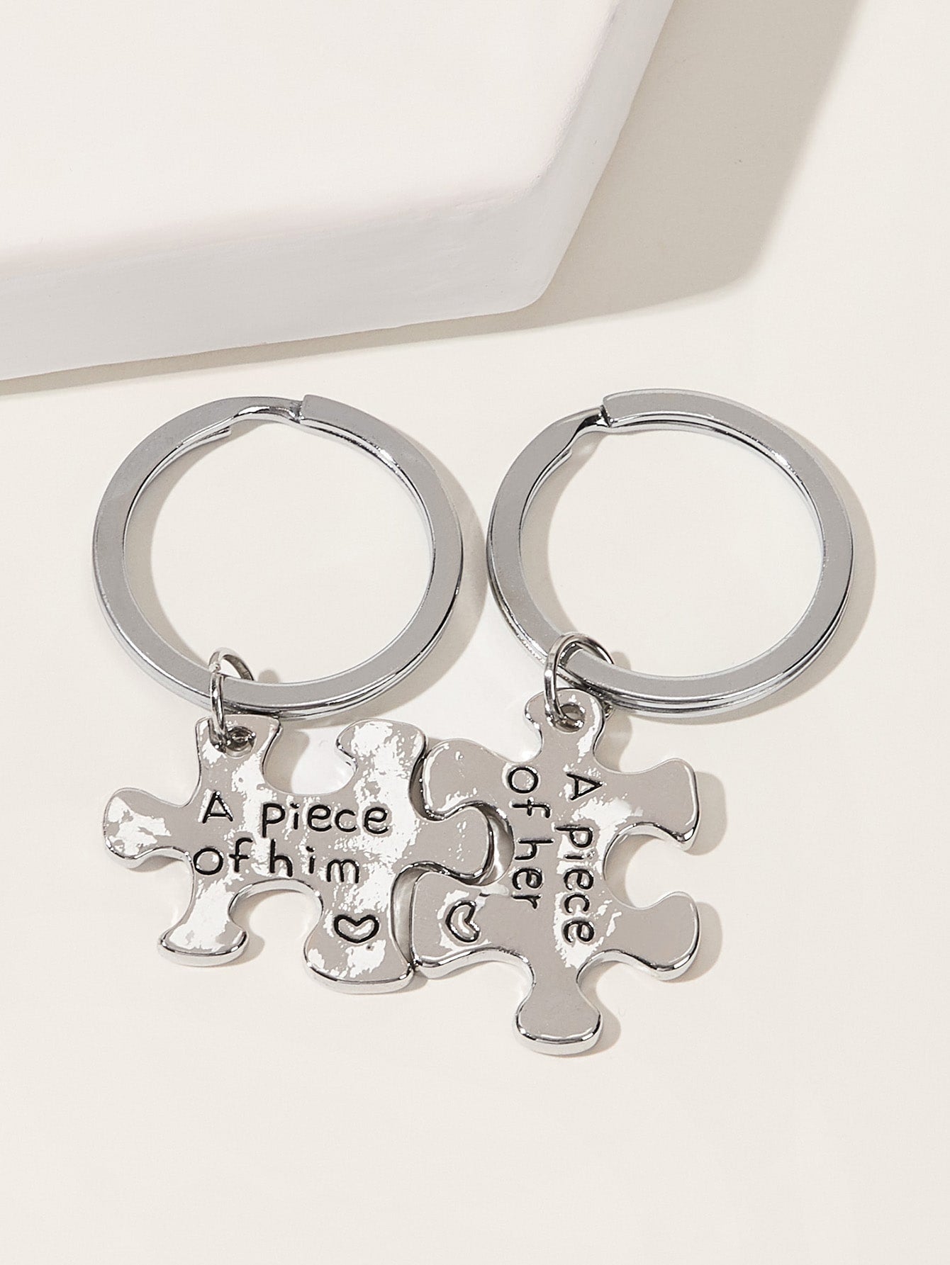 2pcs Letter Engraved Couple Keychain