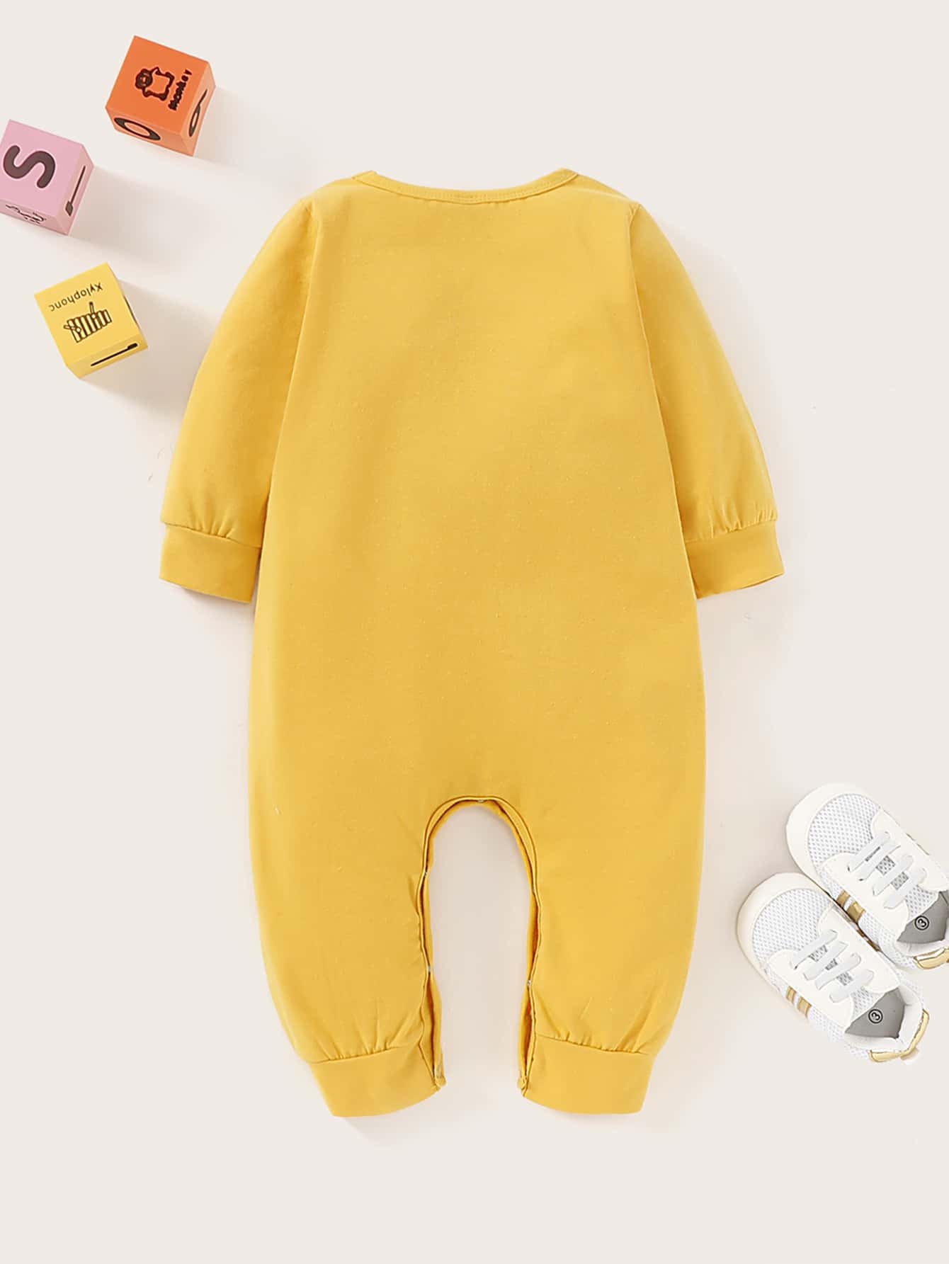 Baby Boy Cartoon Graphic Ear Patched Jumpsuit