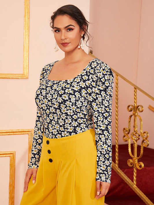 Plus Daisy Floral Square Neck Slim Tee