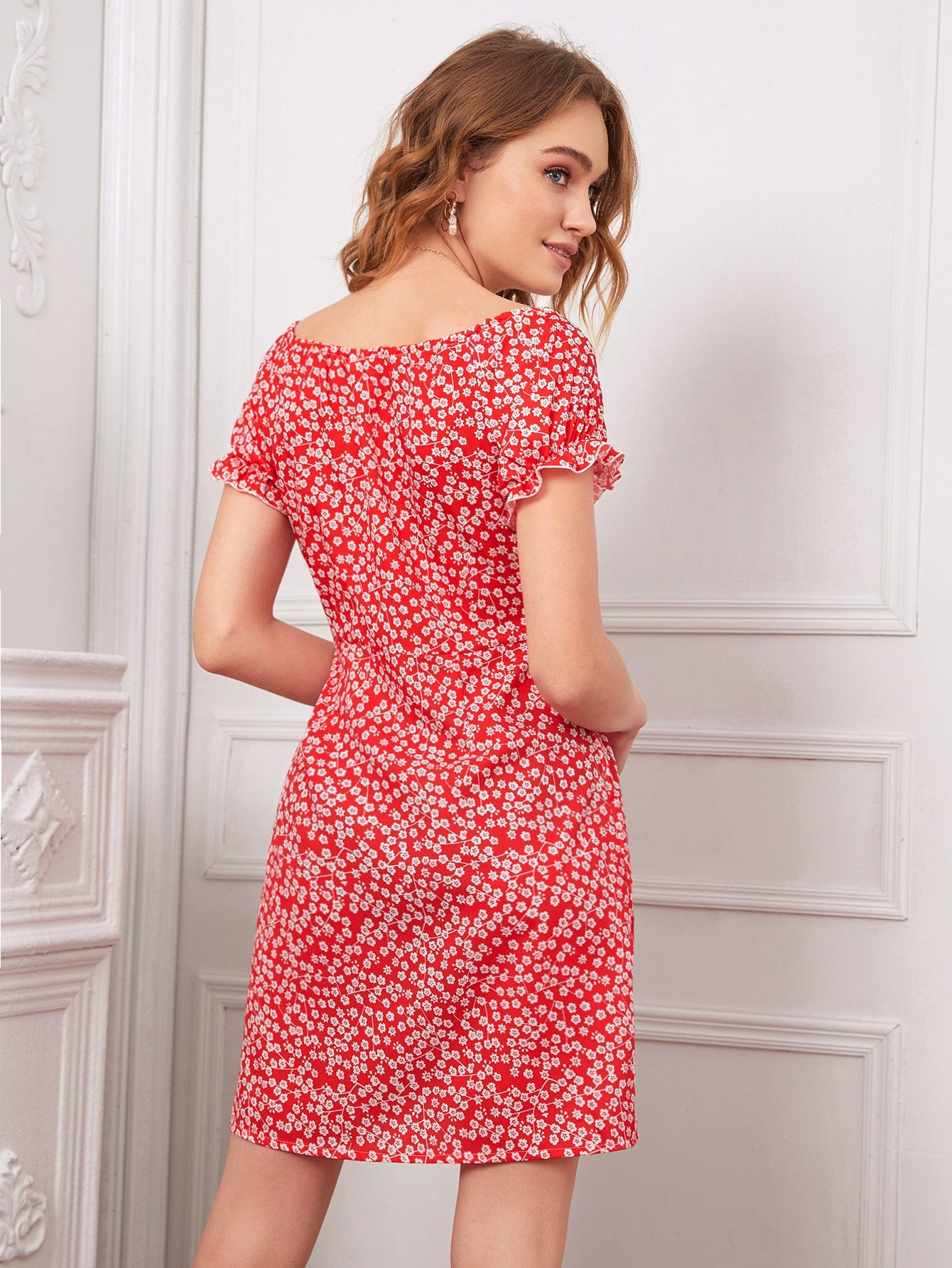 Ditsy Floral Print Knotted Scoop Neck Dress