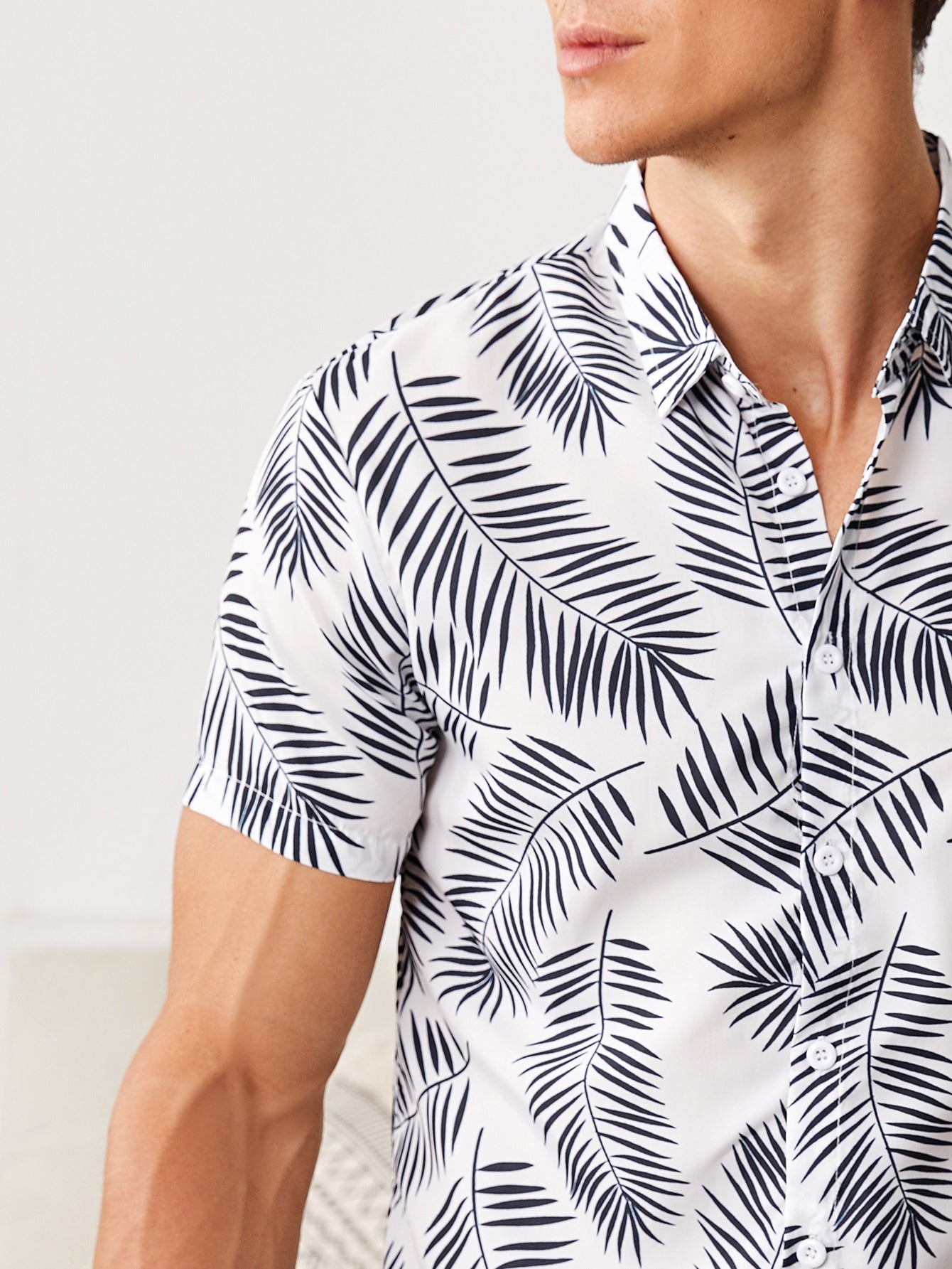 Men Leaf Print Button Up Shirt