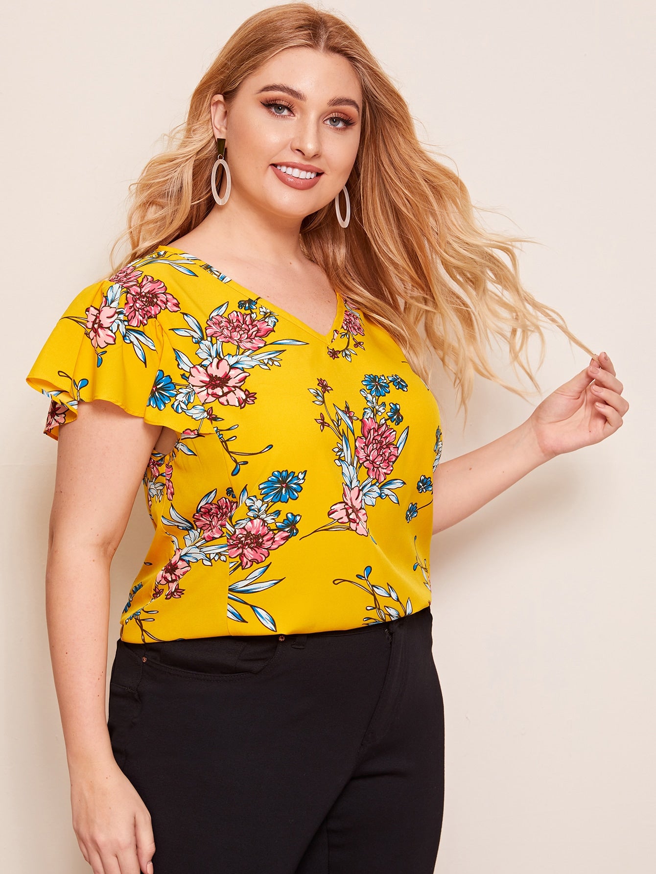 Plus Butterfly Sleeve Floral Top