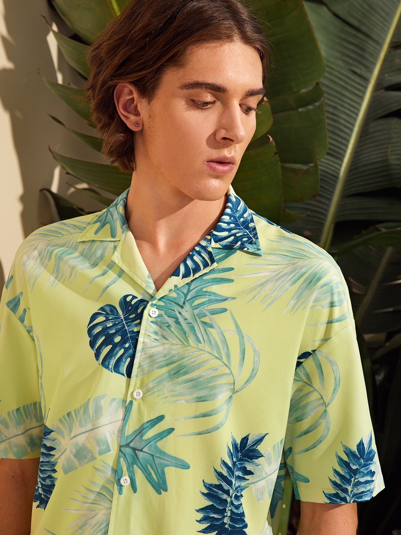 Men Tropical Print Revere Collar Shirt