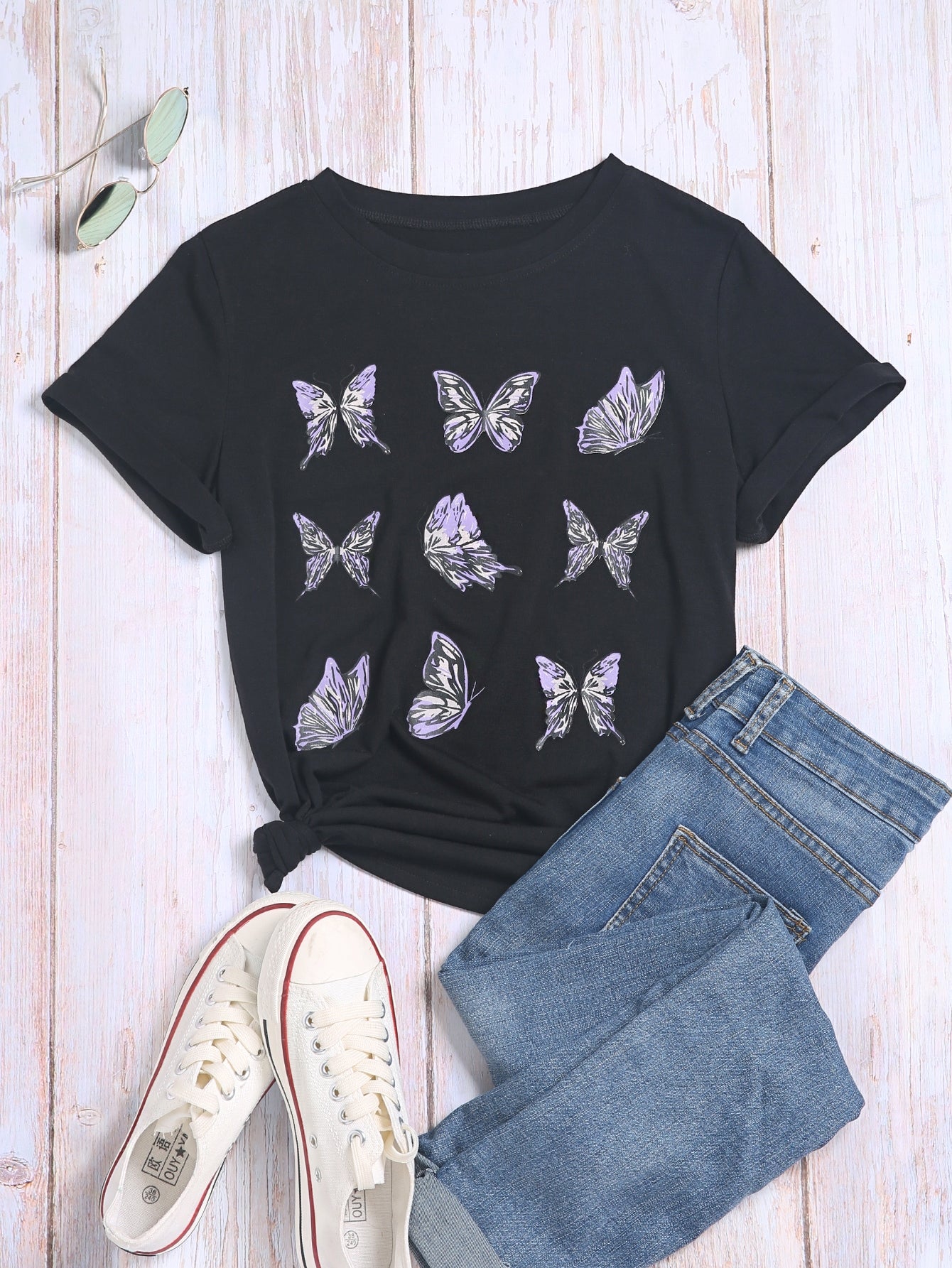 Butterfly Print Round Neck T-shirt