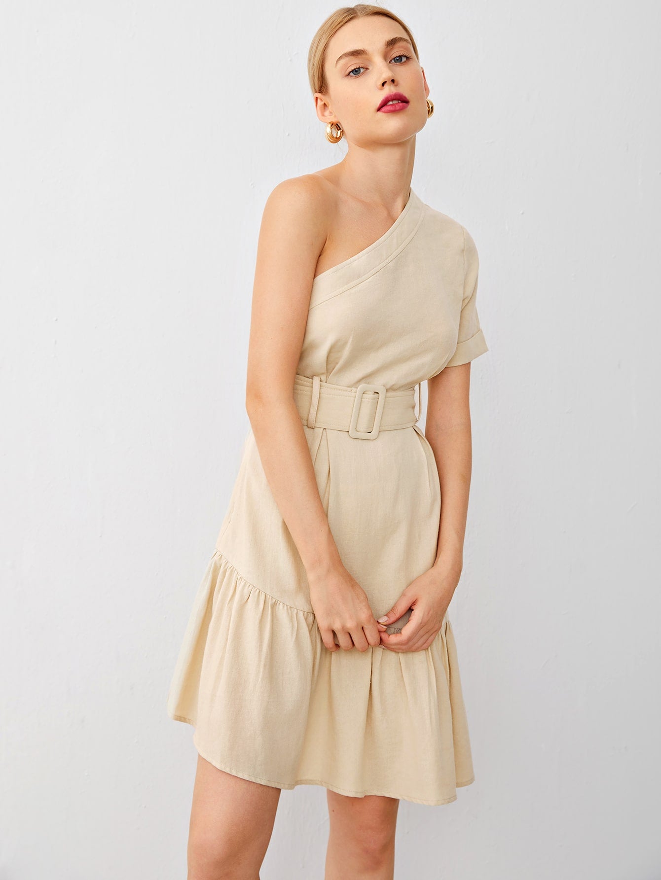 One Shoulder Flounce Hem Buckle Belted Dress