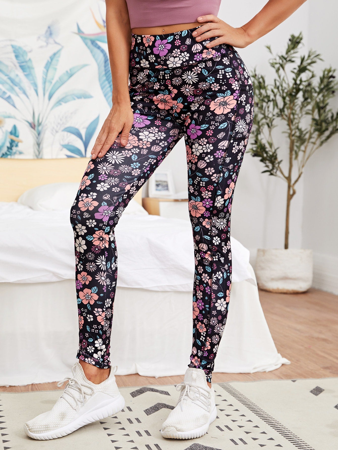 Allover Floral Print Leggings