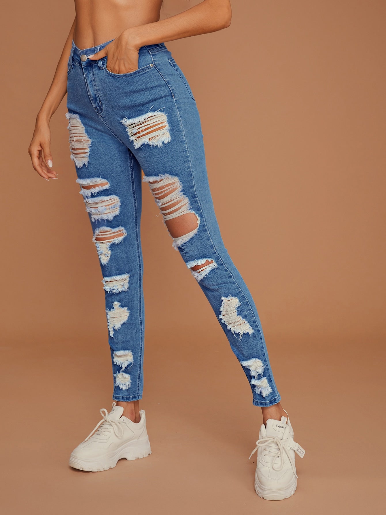 Slant Pocket Ripped Skinny Jeans