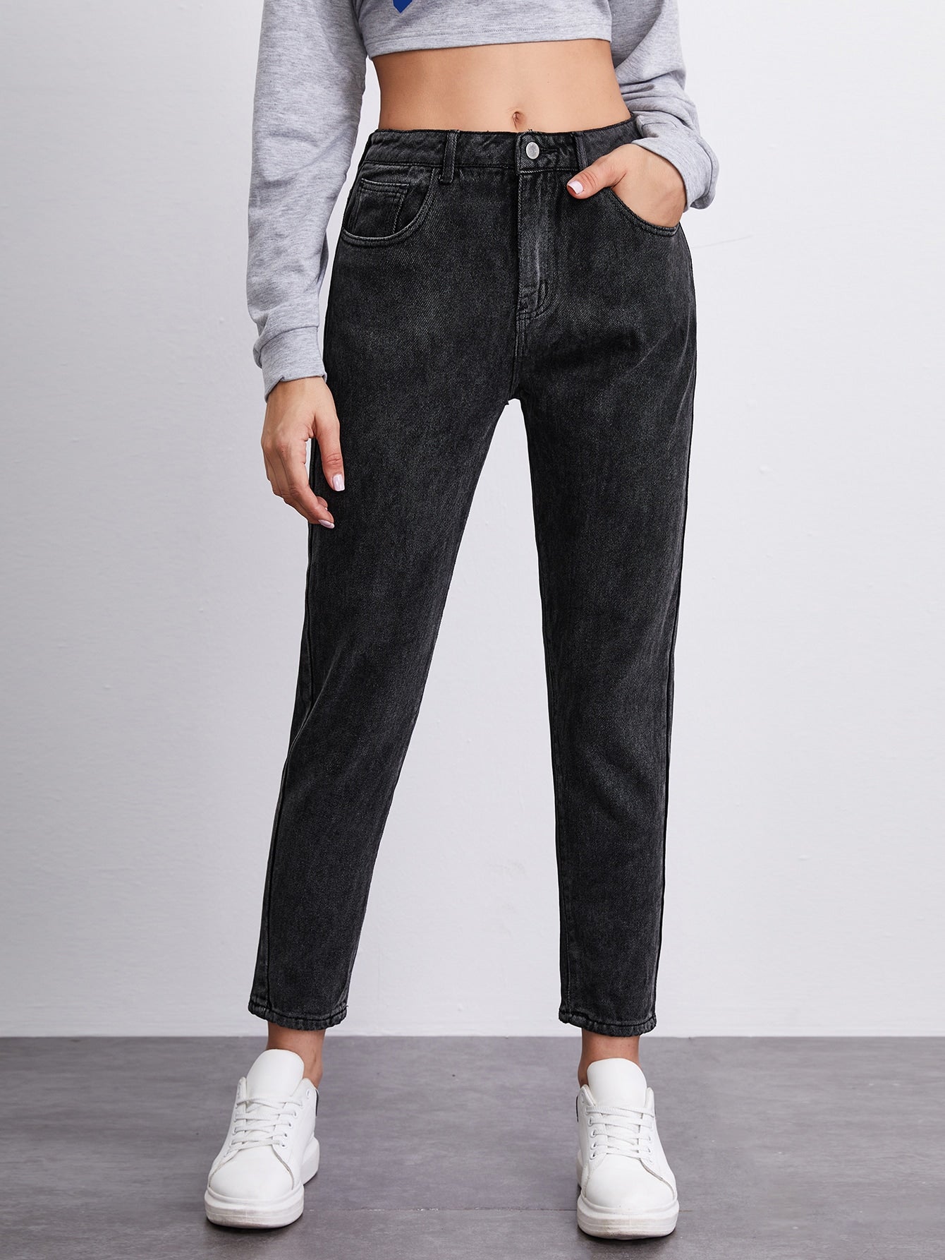 High Waist Cropped Carrot Jeans