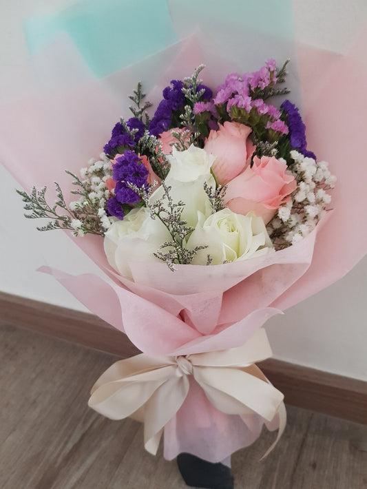 Vysha - Combination of White & Pink Roses | Amy's Cart Singapore