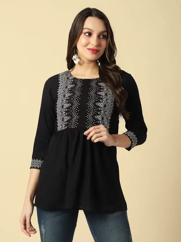 Casual Regular Sleeves Printed Women Black Top