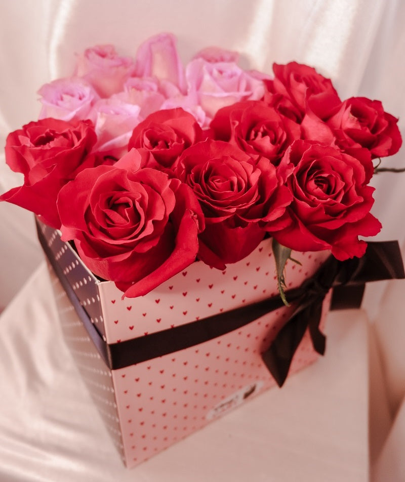 8 STALKS OF ROSES + TEDDY BEAR + CHOCOLATE - VALENTINE'S DAY FLOWER BOX & VIDEO MESSAGE CARD