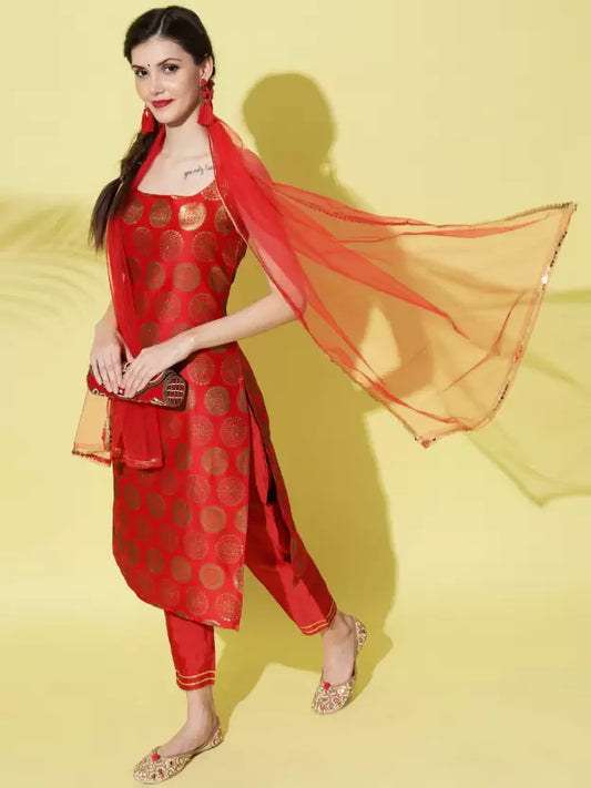 Women Silk Blend Kurta, Pant And Net Dupatta Set