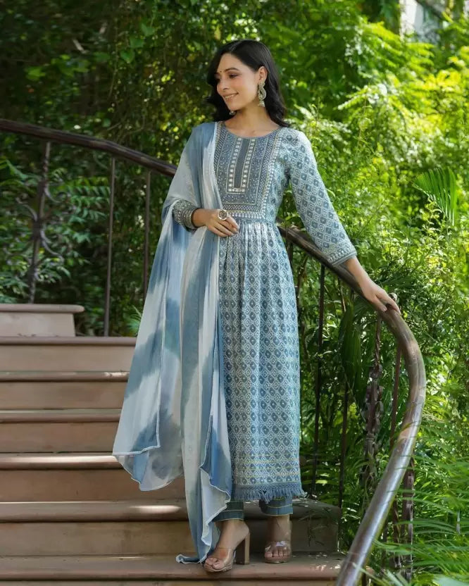 Women Kurta Pant And Dupatta Set Viscose Rayon