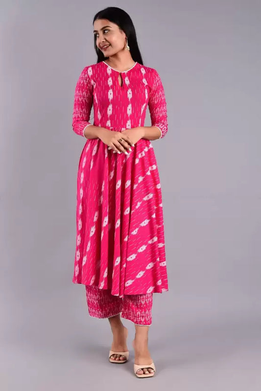 Women Cotton Rayon Pink White Kurta set