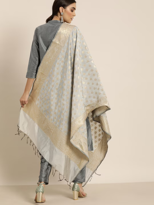 Women Grey Solid Kurta with Trousers & Woven Design Dupatta