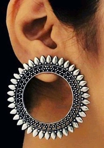 Trendy Oxidized Metal Earring