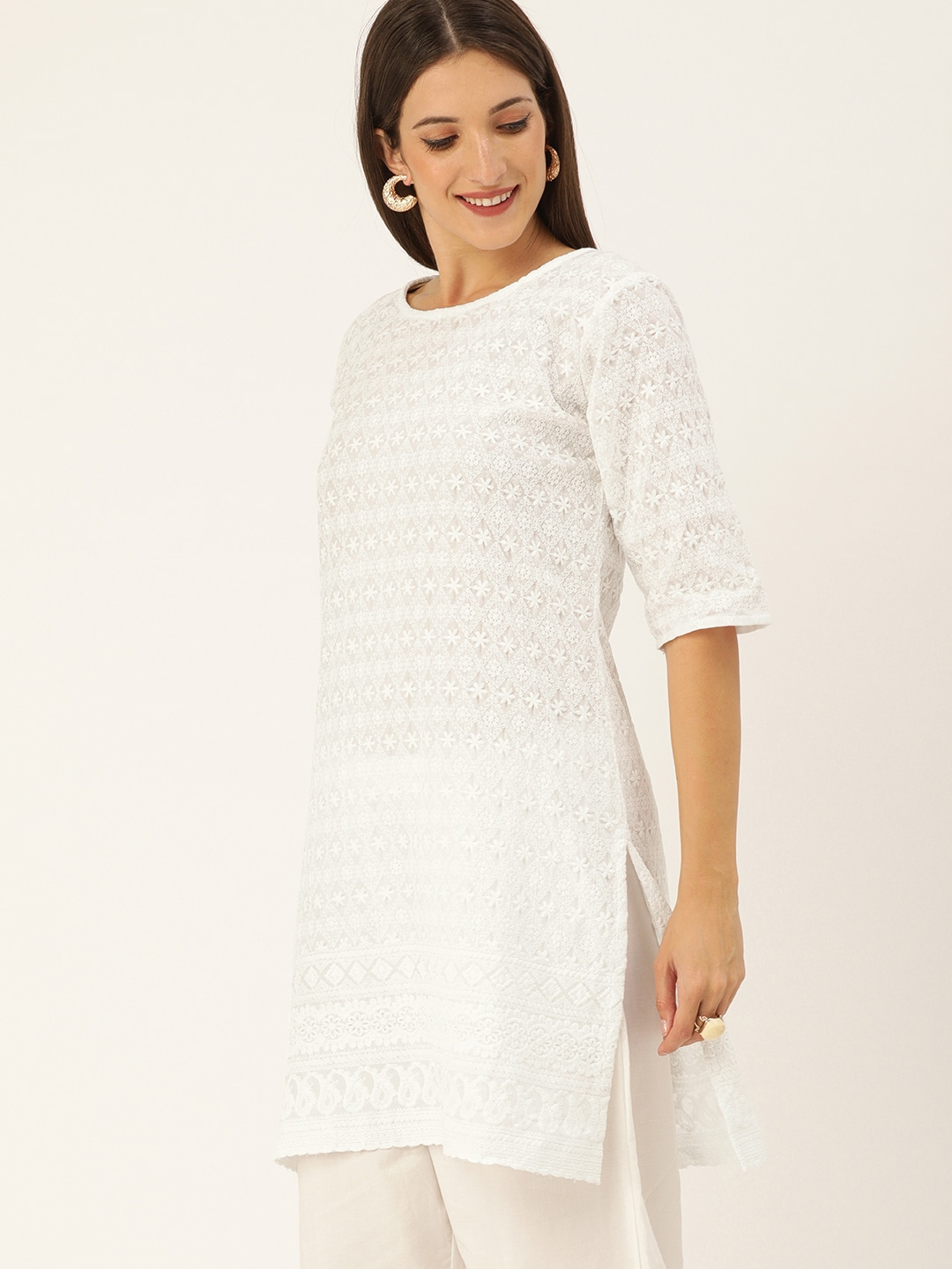 White Embroidered Chikankari Kurti