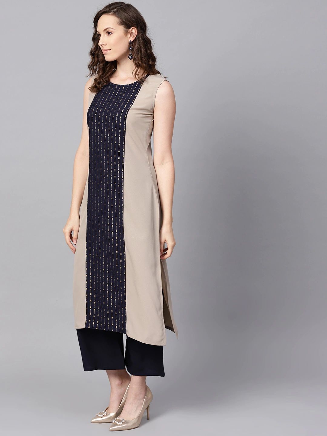 Women Beige & Navy Blue Kurta Set