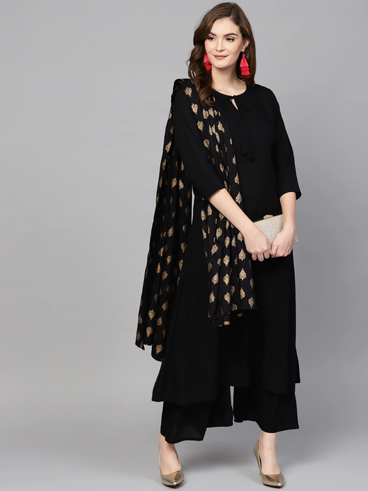 Women Black Solid Kurta Set